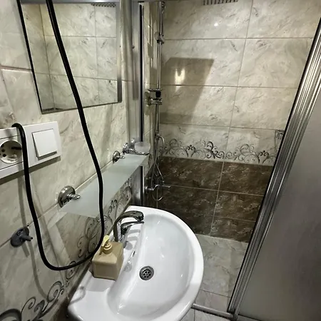 Yakut Old Bed & Breakfast *